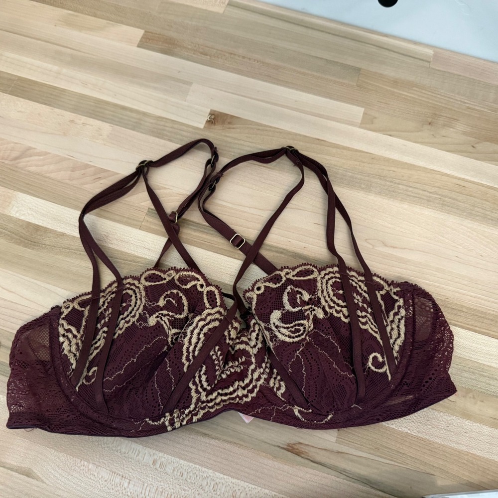 Victoria's Secret Very Sexy Push-Up Bra 34B‎ Burgundy Lace Floral